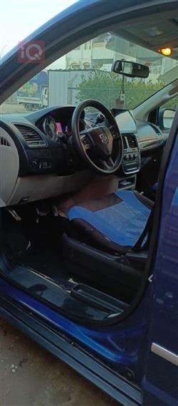 دودج جراند كارافان